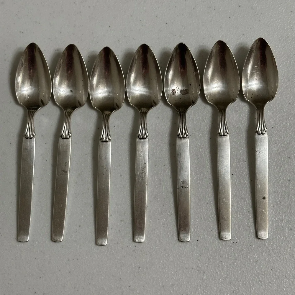 7 Oneida Community Twilight Fruit Spoons‎ Lot MCM Silver Plate Flatware Vintage